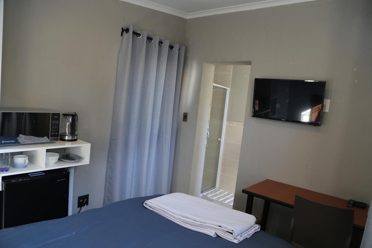 Zen Bnb Sandton Buitenkant foto